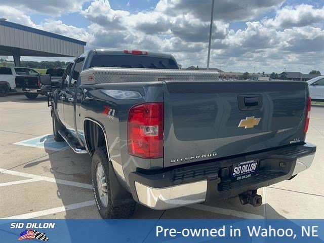 Used 2007 Blue Granite Metallic Chevrolet LTZ image 3