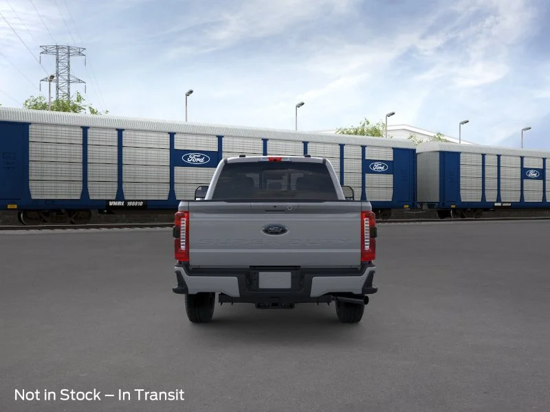 New 2026 Avalanche Ford F-350® XLT image 18
