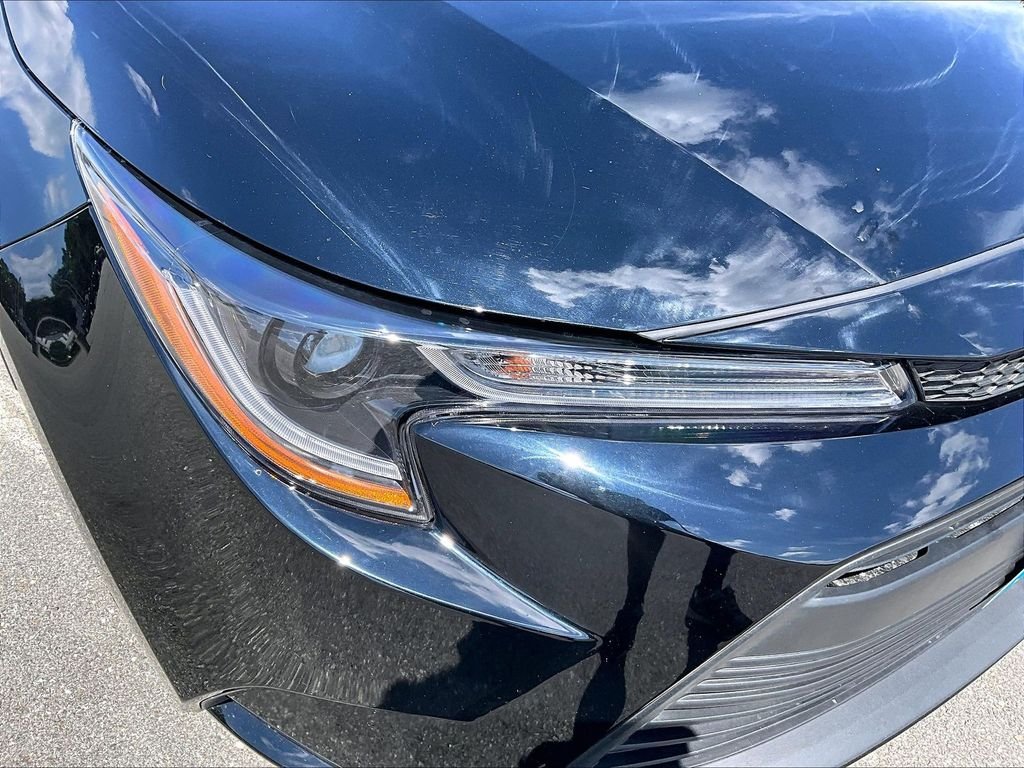 Used 2025 Black Toyota LE image 33