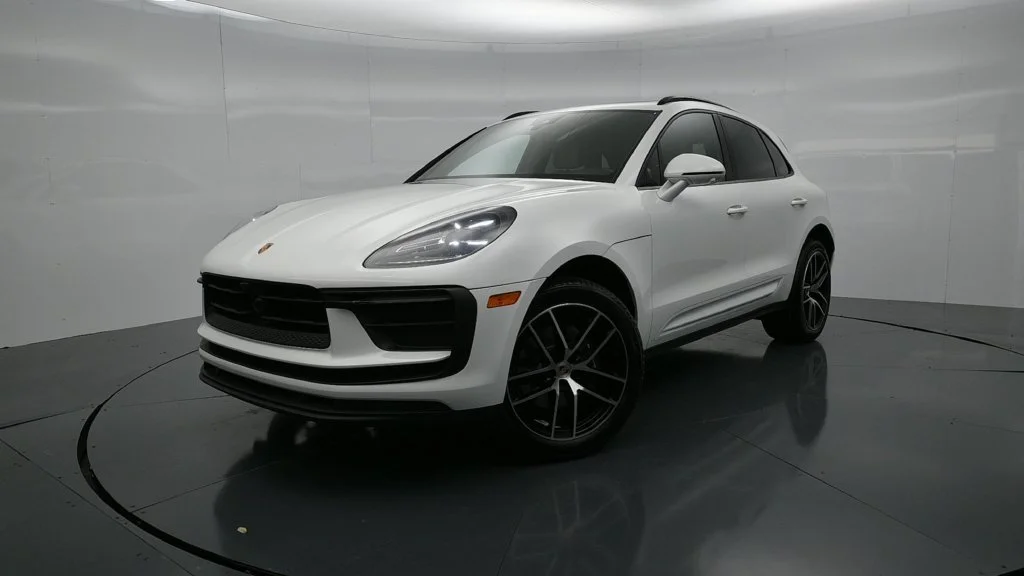 2026 Porsche Macan