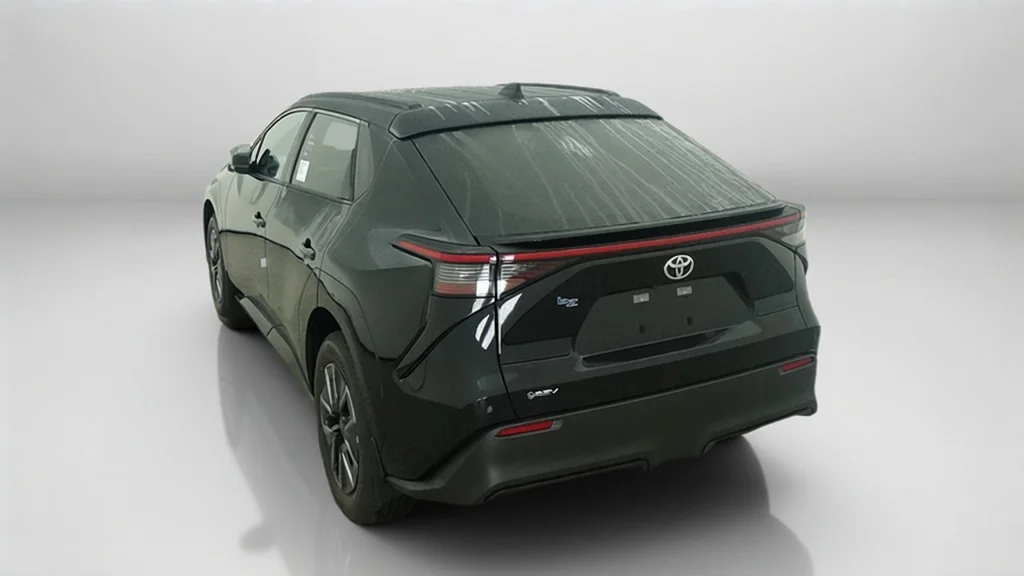 New 2027 Midnight Black Metallic Toyota XLE image 13