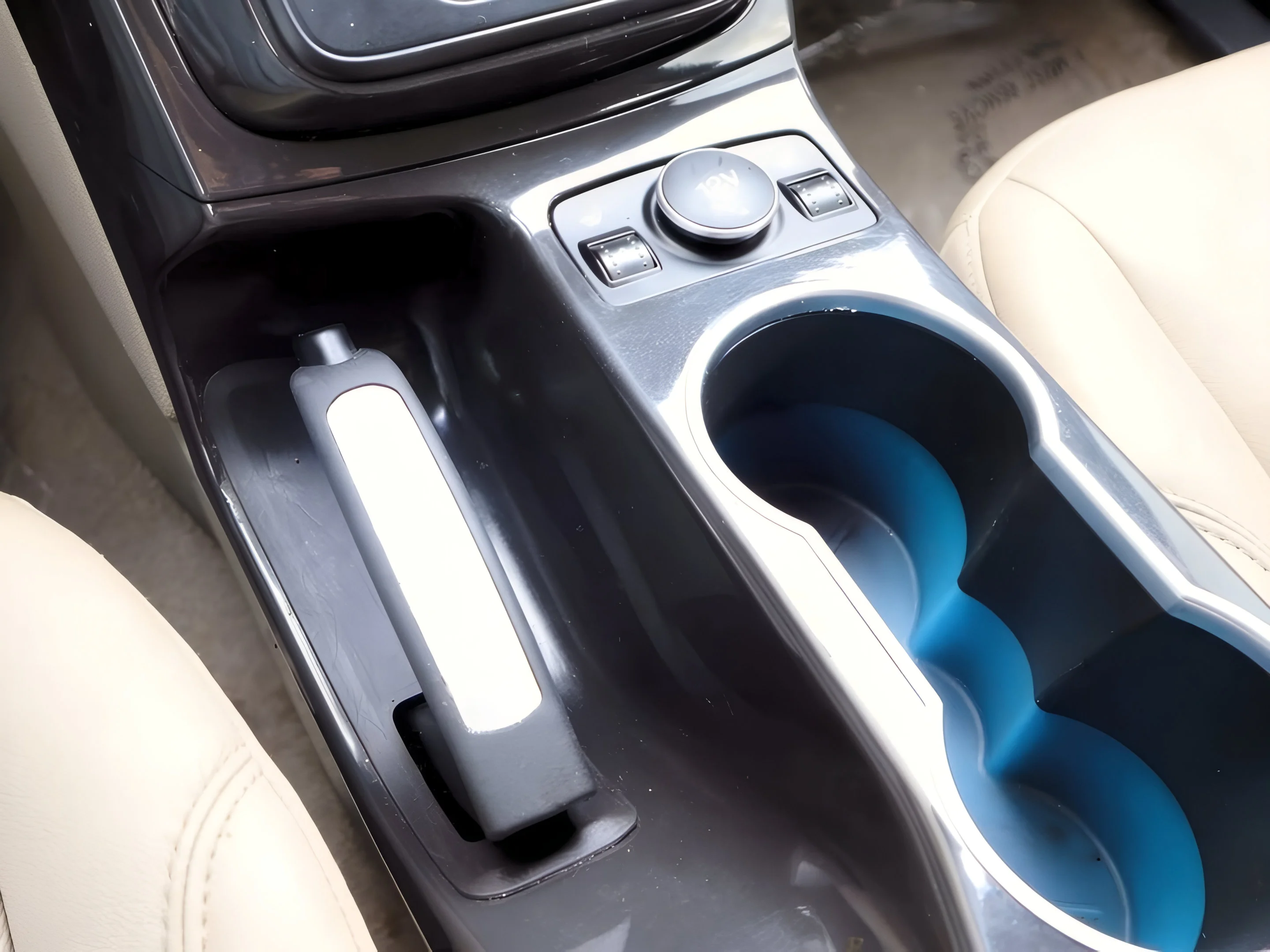 2024 Ford Escape Platinum - Photo 23