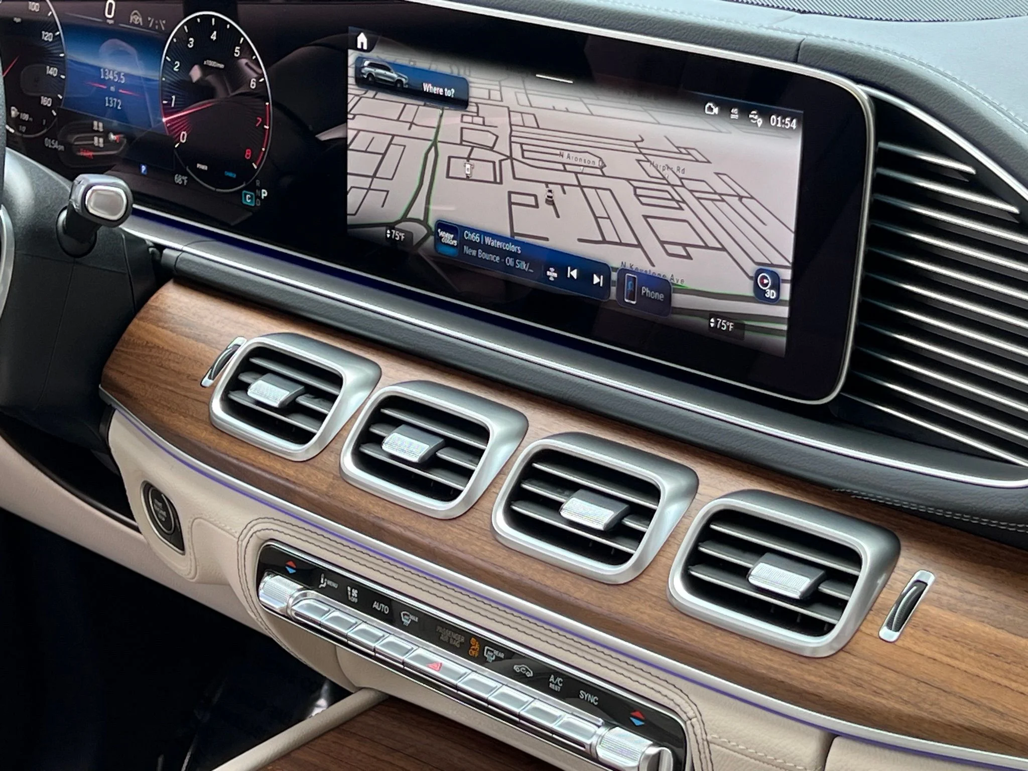 Used 2026 Gray Mercedes-Benz GLS 580 image 39