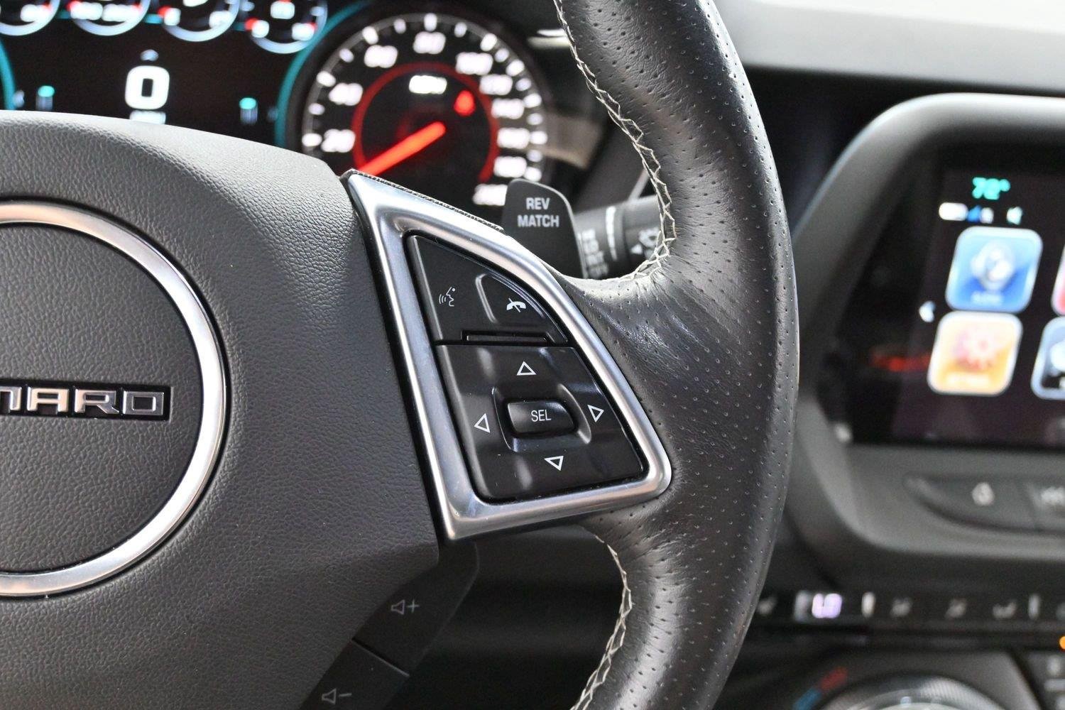 Used 2018 Black Chevrolet 2SS image 17