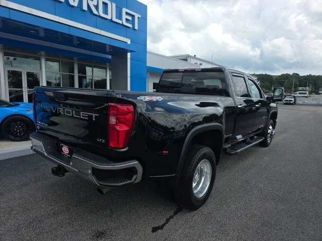 Used 2025 Black Chevrolet LTZ image 7