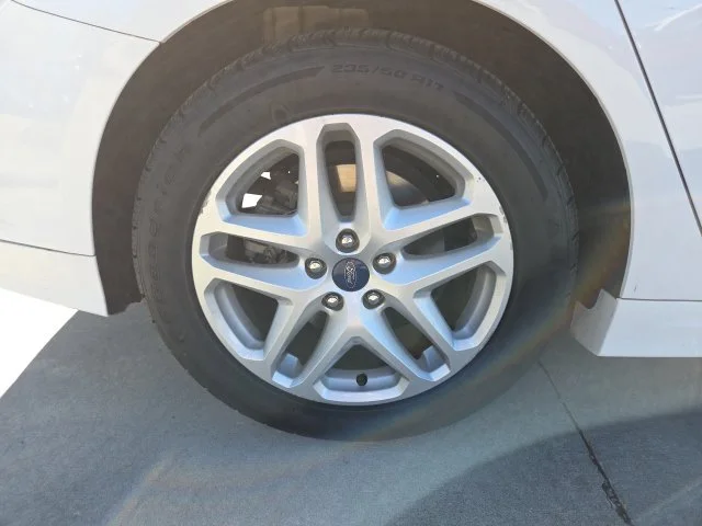 Used 2016 White Ford SE image 12