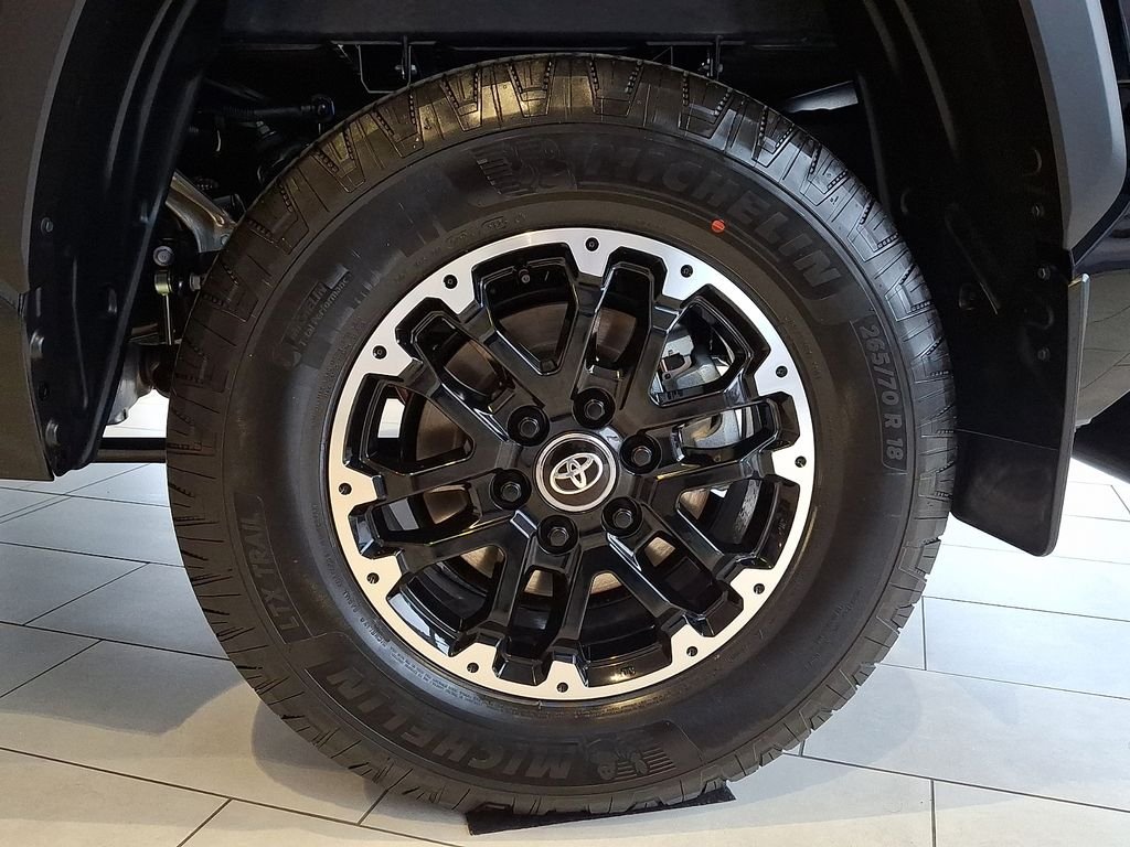 2026 Toyota Tundra SR5 - Photo 7