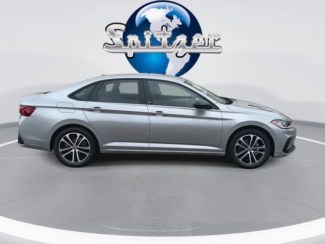 New 2026 Silver Volkswagen 1.5T Sport image 9
