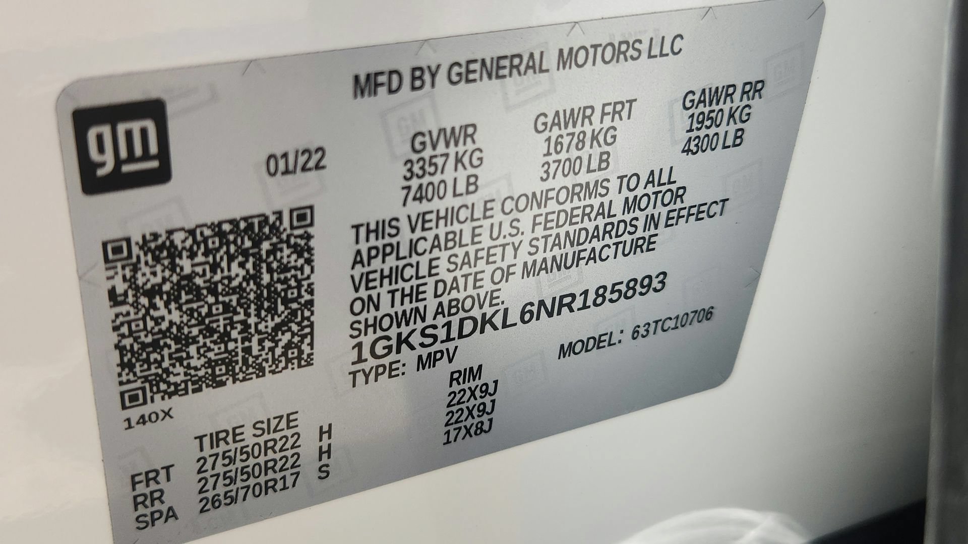 Used 2022 White Frost Tricoat GMC Denali image 32