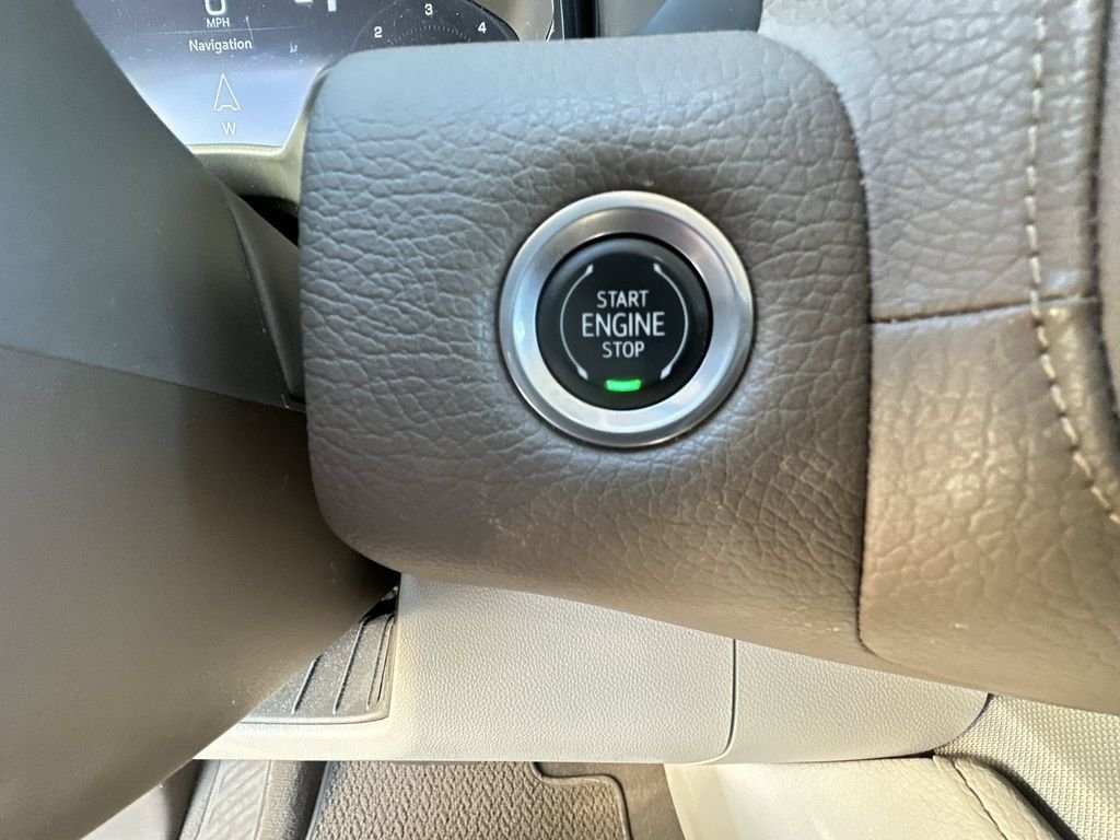 Used 2023 Black GMC Denali image 18
