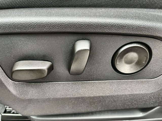 2026 Chevrolet Silverado 2500 HD photo 22 of 40
