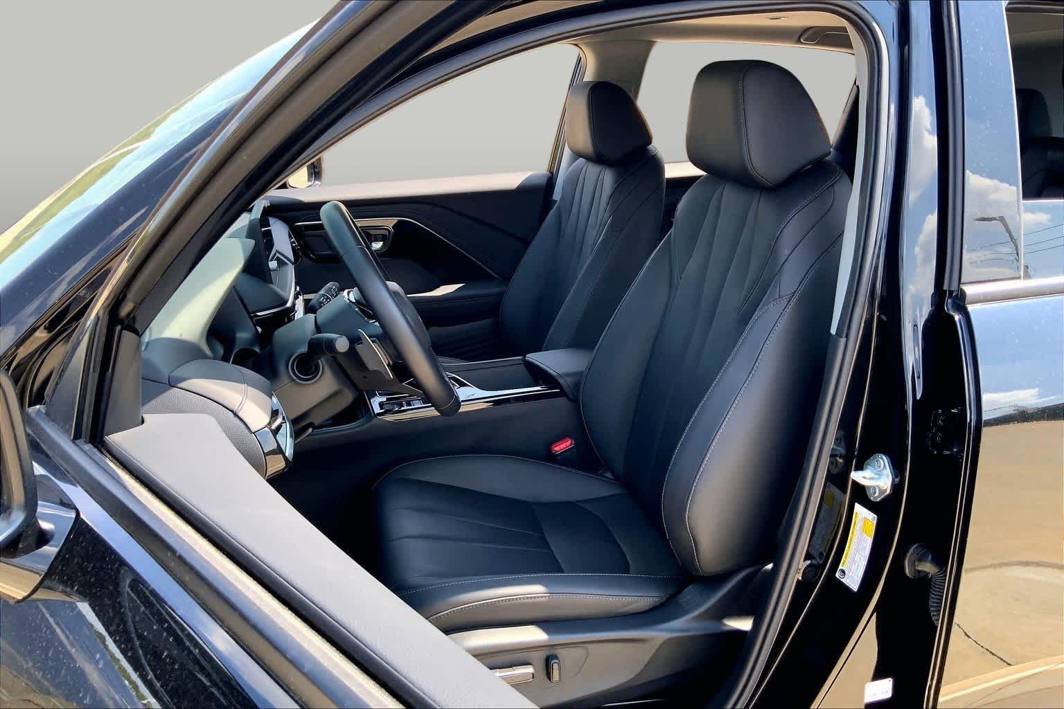 Certified Used 2026 Crystal Black Pearl Acura  image 8