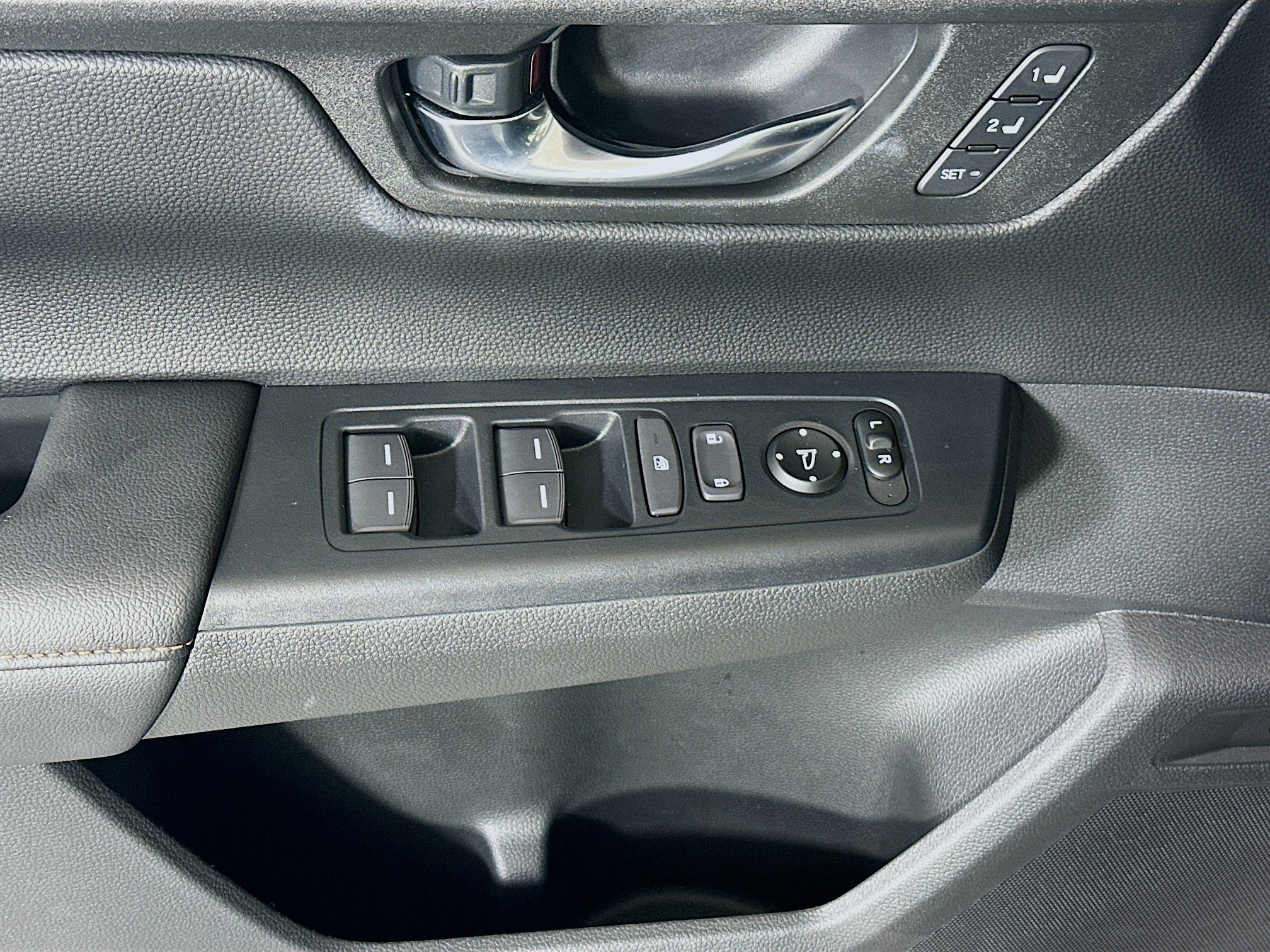2026 Honda CR-V Sport-L - Photo 14