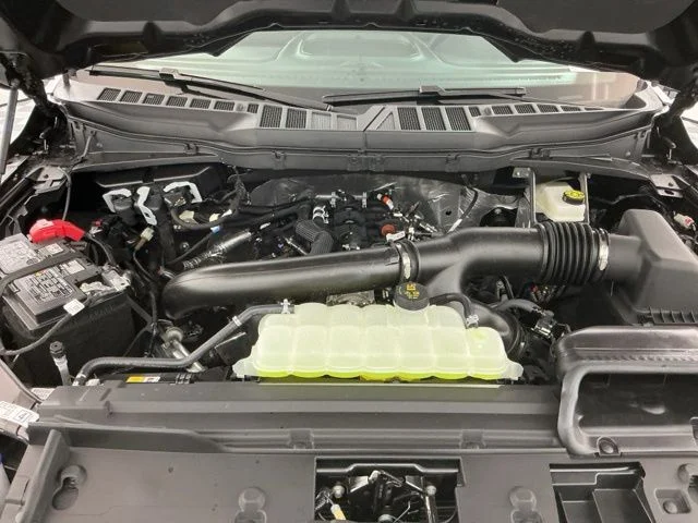 New 2026 Carbonized Gray Metallic Ford Lariat image 31