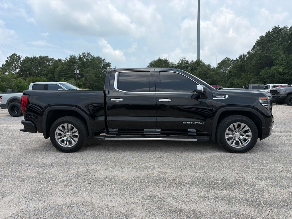 Used 2024 Black GMC Denali image 7