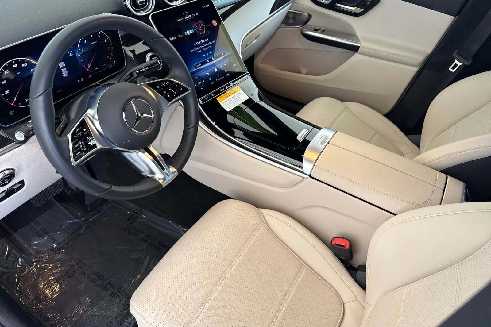 Certified Used 2026 White Mercedes-Benz GLC 300 image 14