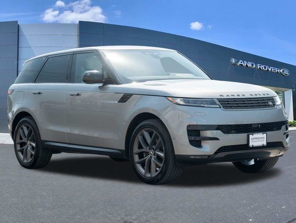 Certified Used 2025 Gray Land Rover SE image 3