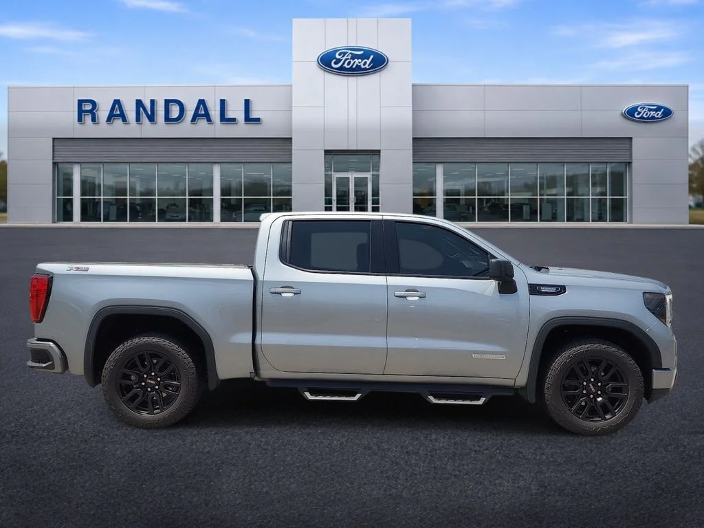 Used 2023 Sterling GMC Elevation image 6