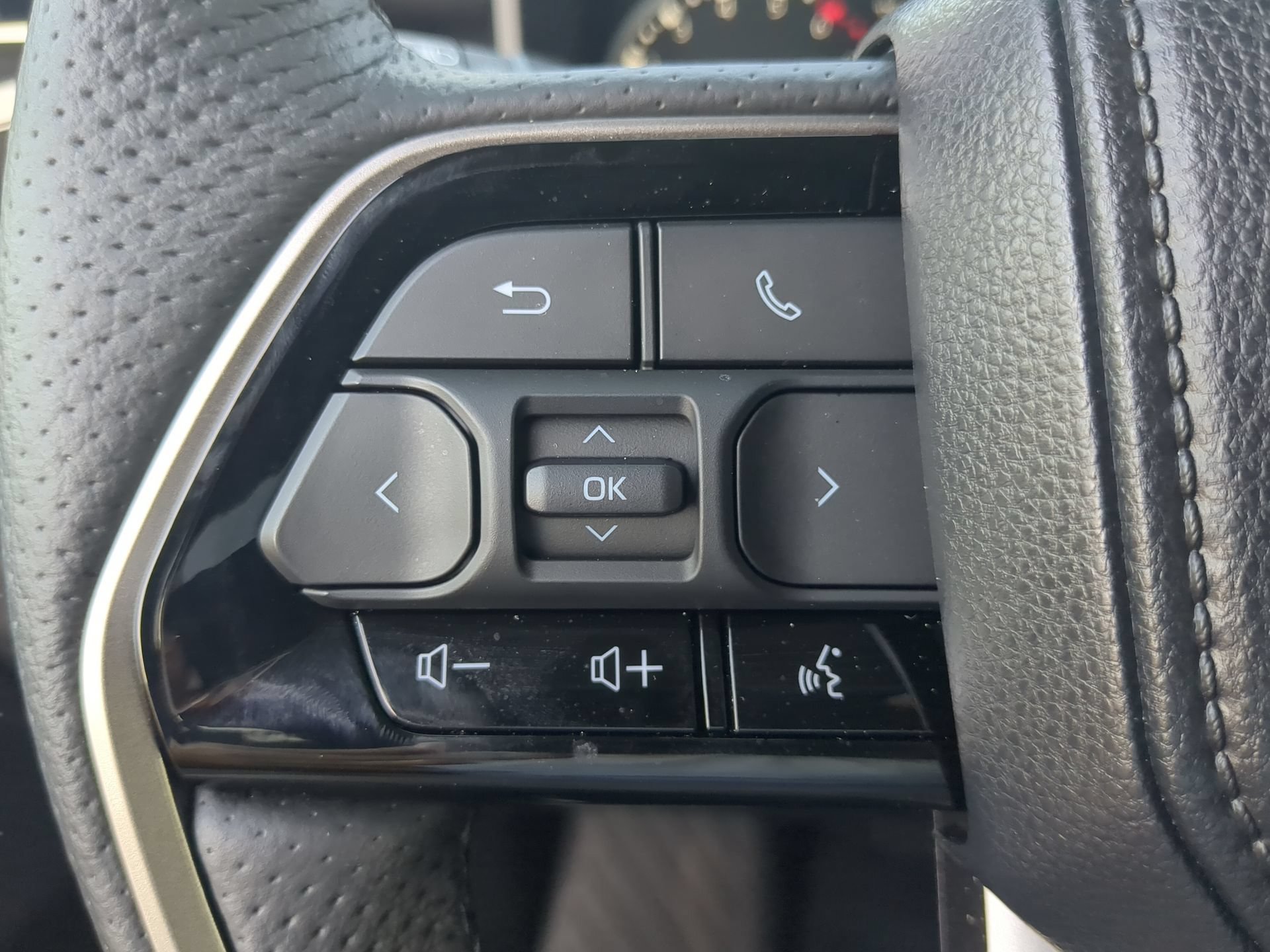 Used 2023 Smoked Mesquite Toyota Limited Crew Cab Pickup image 65