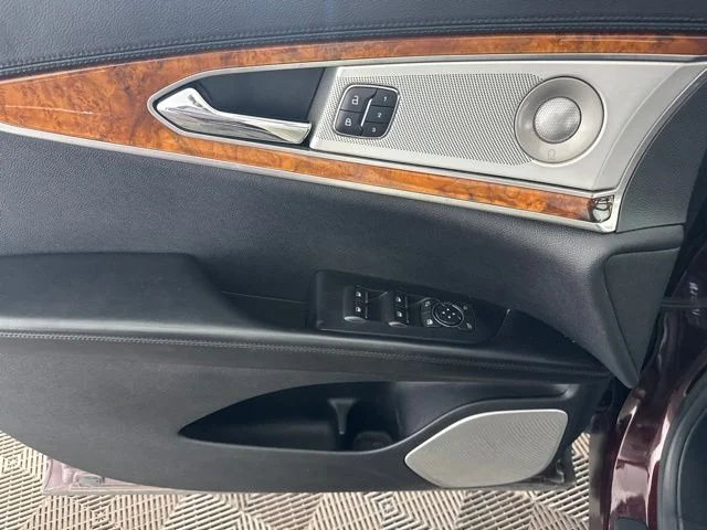 Used 2018 Red Lincoln Reserve image 21