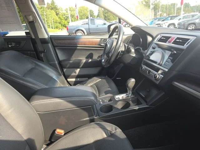 Used 2015 Silver Subaru 2.5i image 6