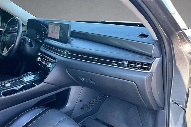 Used 2022 Gray INFINITI LUXE image 13