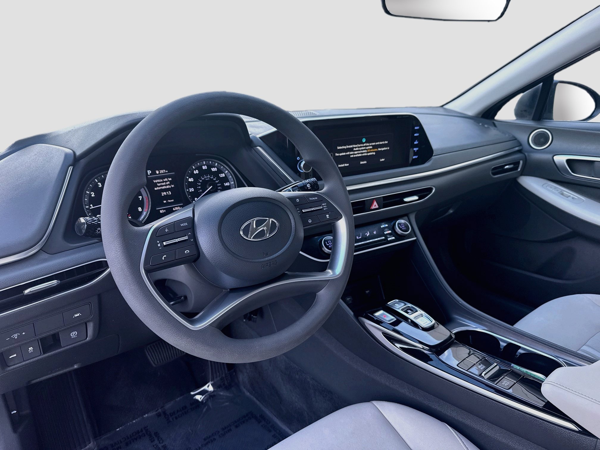 Used 2023 Hampton Gray Hyundai SEL image 7