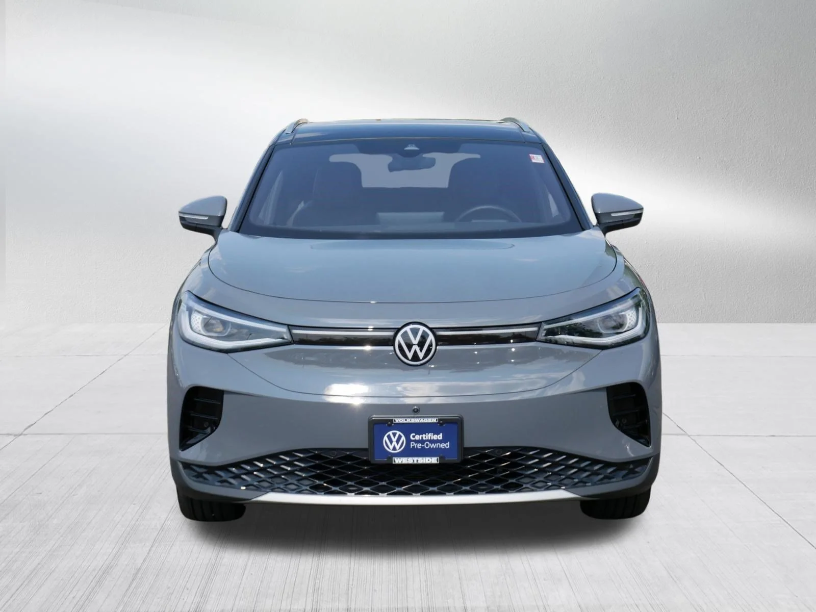 Certified Used 2025 Pure Gray w/Black Roof Volkswagen Pro S Plus image 2