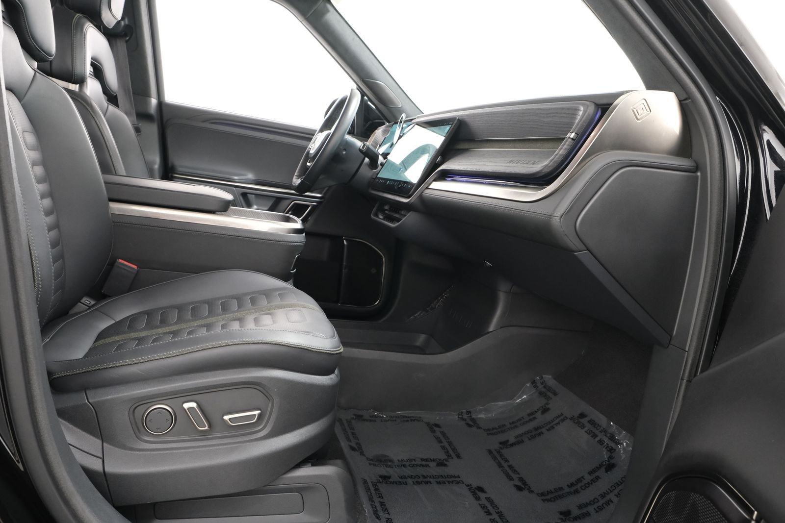 Used 2023 Midnight Rivian Adventure image 44