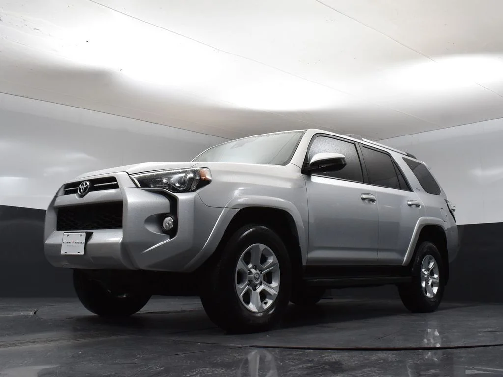 Used 2020 Silver Toyota SR5 image 36