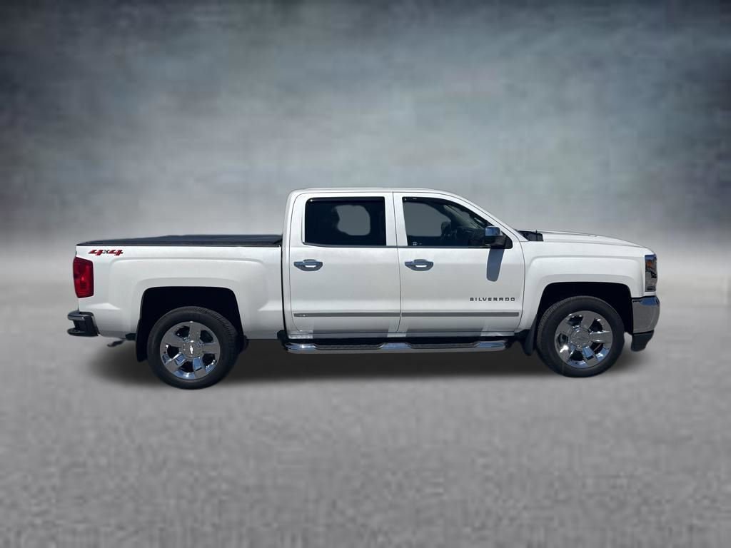 Used 2018 IRIDESCENT PEARL TRICOAT Chevrolet LTZ image 7