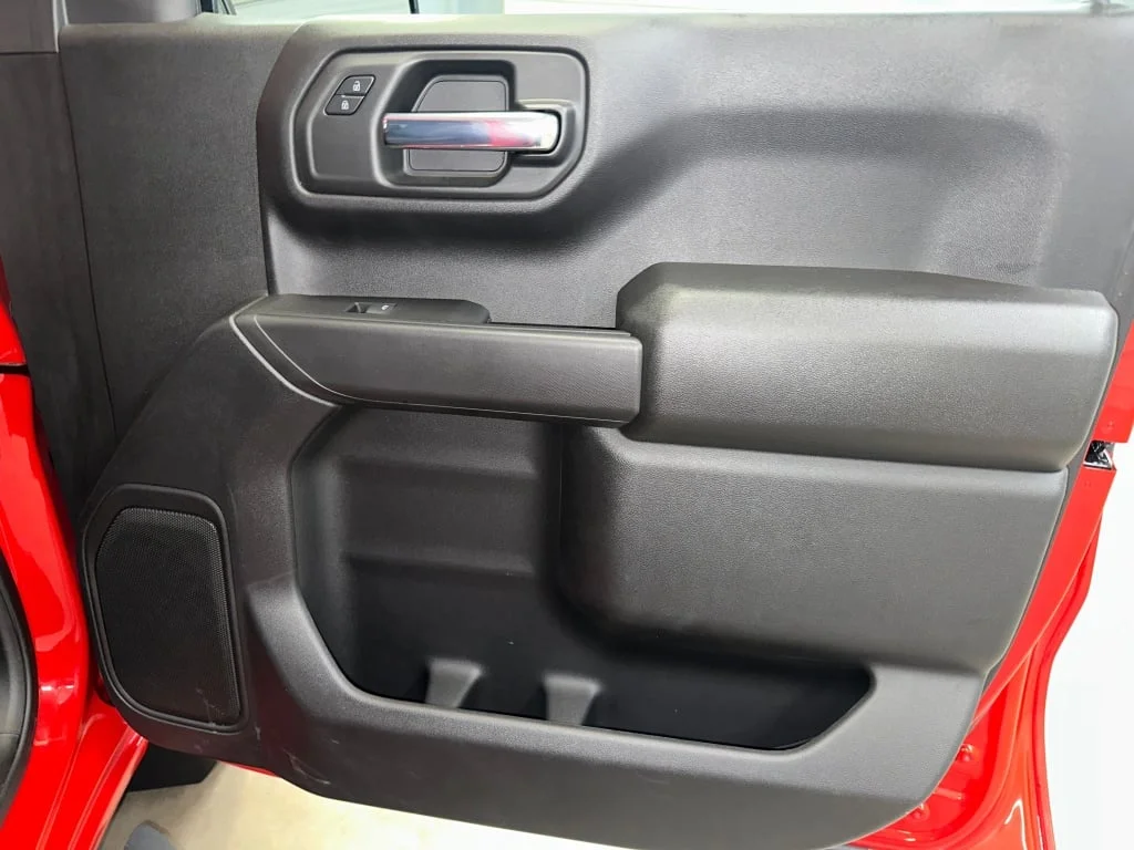 2023 Chevrolet Silverado 1500 Custom - Photo 28
