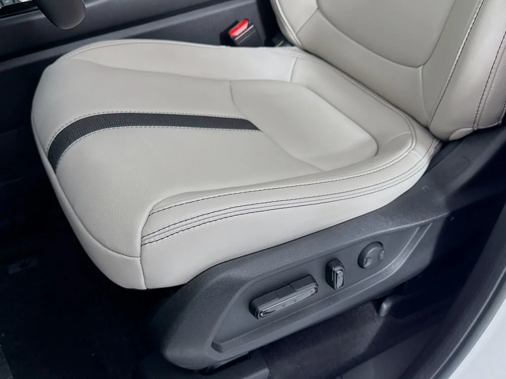 New 2026 Platinum White Pearl Honda RTL Towing image 28