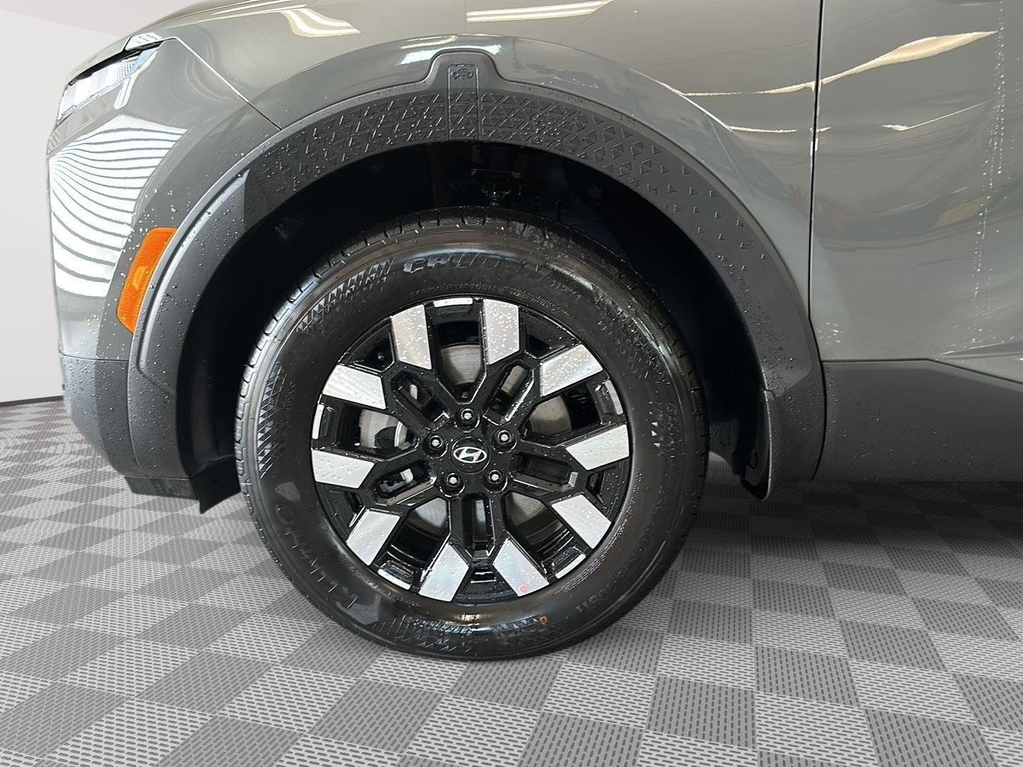 New 2026 Hampton Gray Hyundai SEL AWD image 9