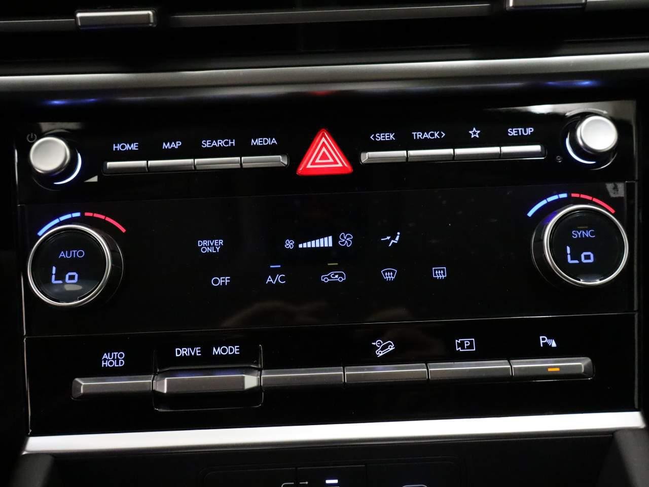 New 2026 Phantom Black Hyundai SE image 10