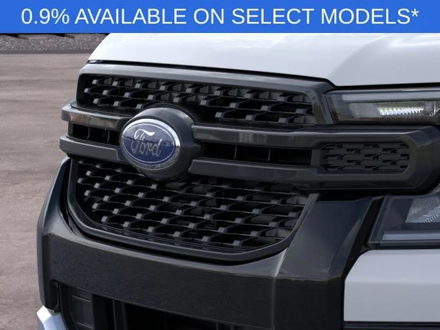 New 2026 Oxford White Ford XLT image 17