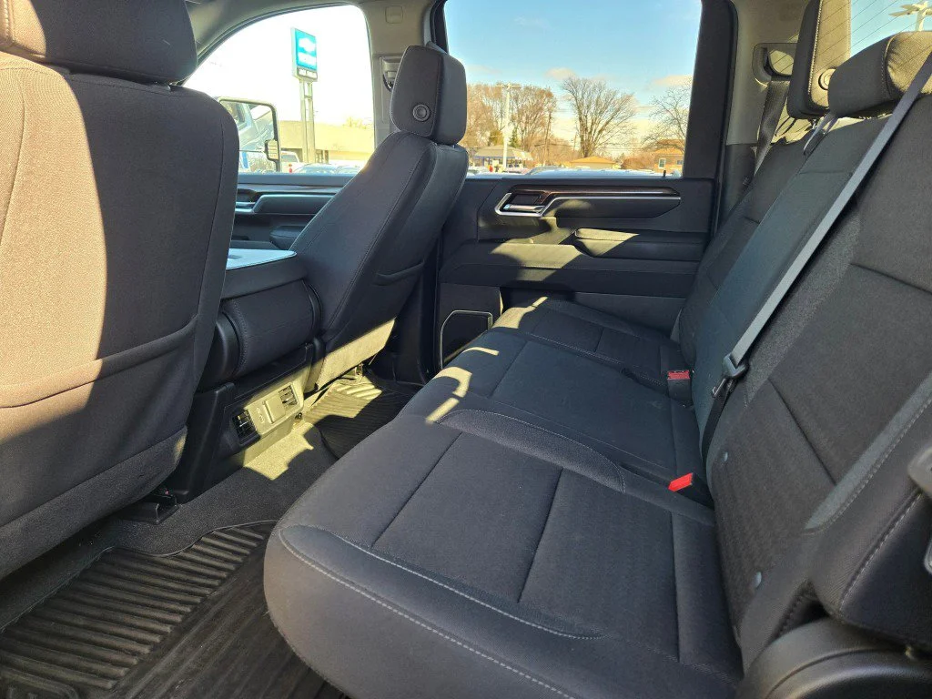 2025 Chevrolet Silverado 2500HD LT - Photo 17