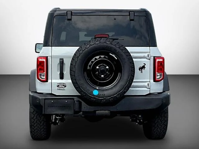 New 2026 Avalanche Gray Ford Big Bend® image 37