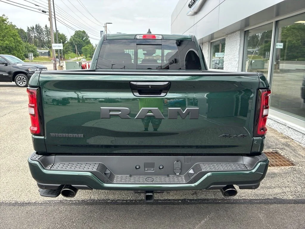 New 2026 Serrano-Green Metallic Exterior Paint RAM Big Horn/Lone Star image 4