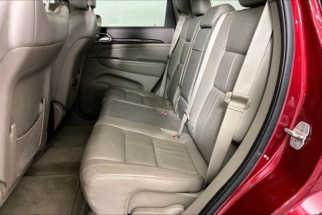 Used 2012 Red Jeep Laredo image 2