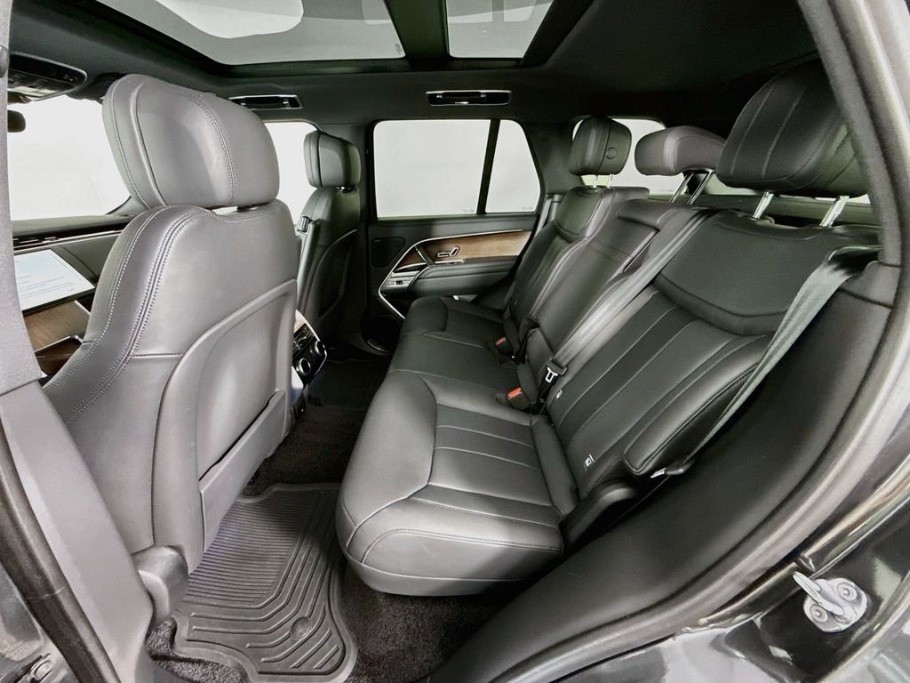 Certified Used 2024 Carpathian Grey Premium Metallic Land Rover SE image 26