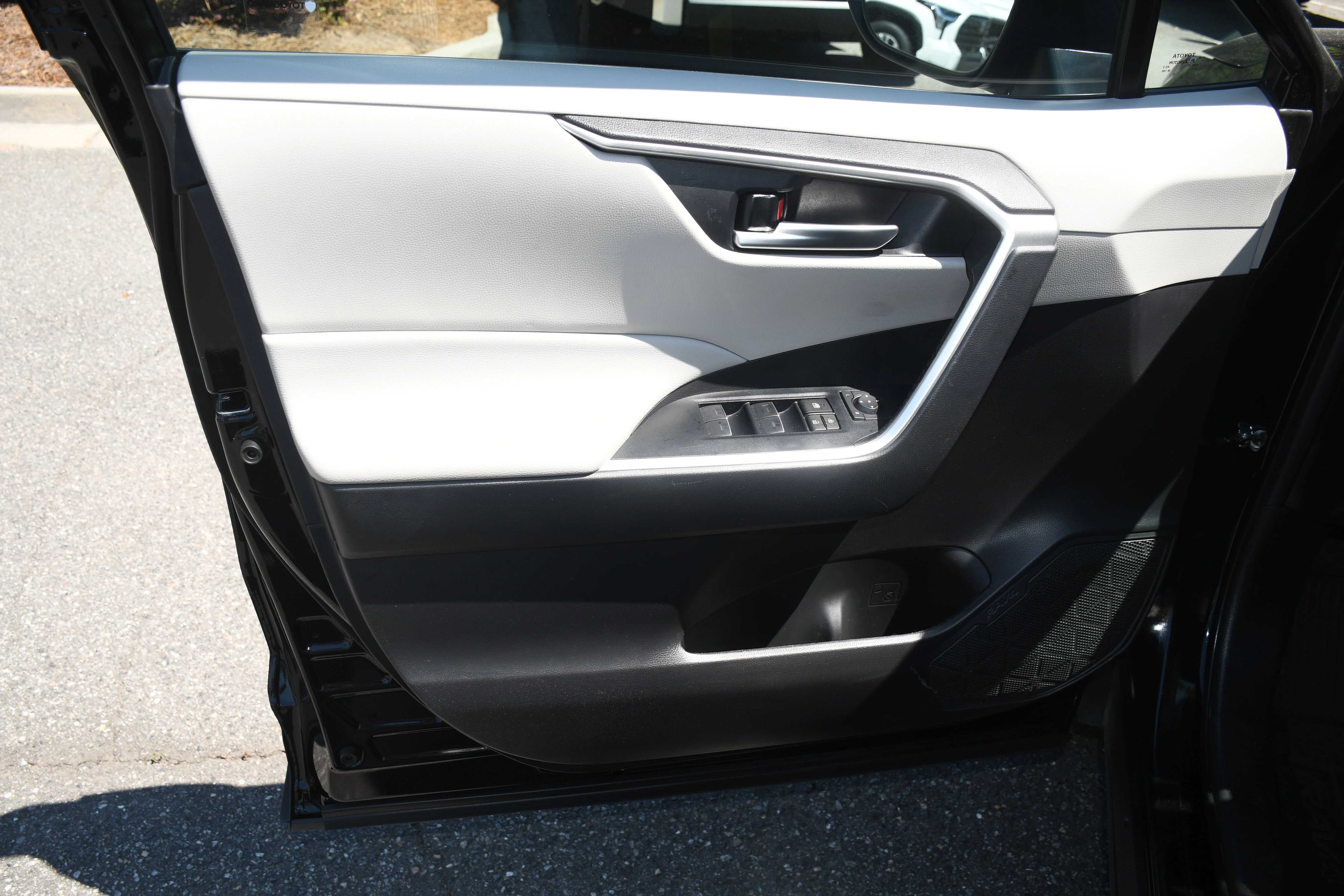 Certified Used 2023 Black Toyota XLE Premium image 10