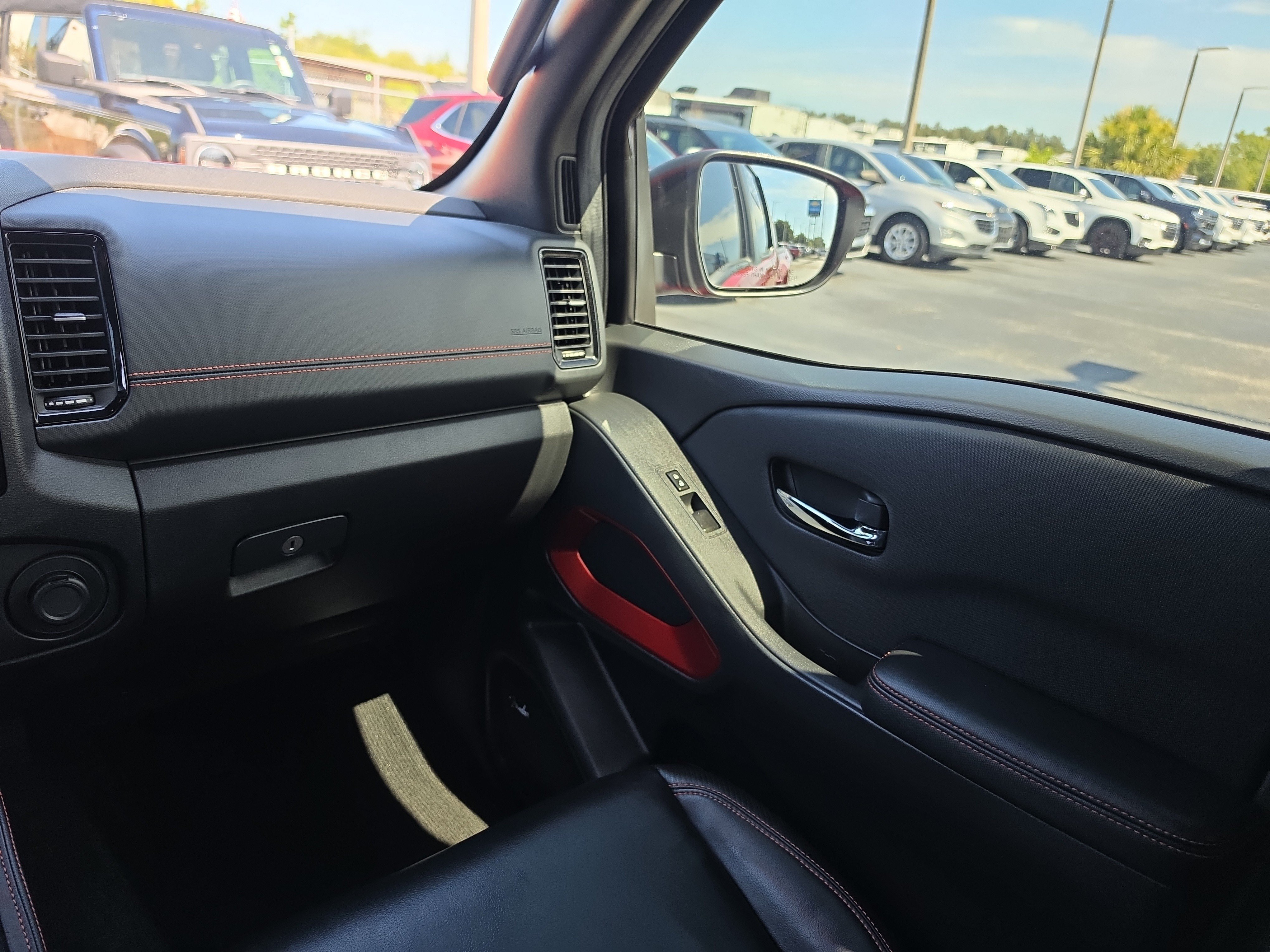 Used 2023 Red Nissan Crew Cab PRO-X 4x2 image 12