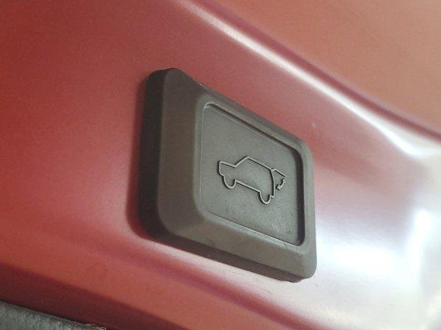 Certified Used 2023 RUBY FLARE PEARL Toyota  image 9