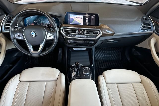 Used 2023 White BMW xDrive30i image 17