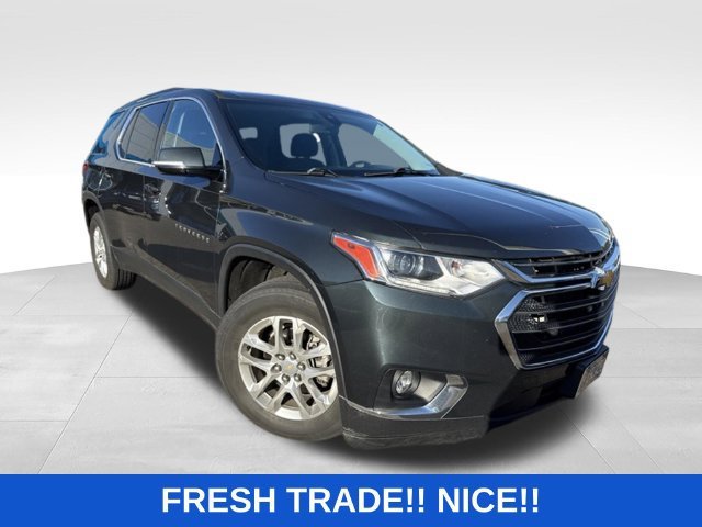 Used 2020 GRAPHITE METALLIC Chevrolet LT Cloth image 2