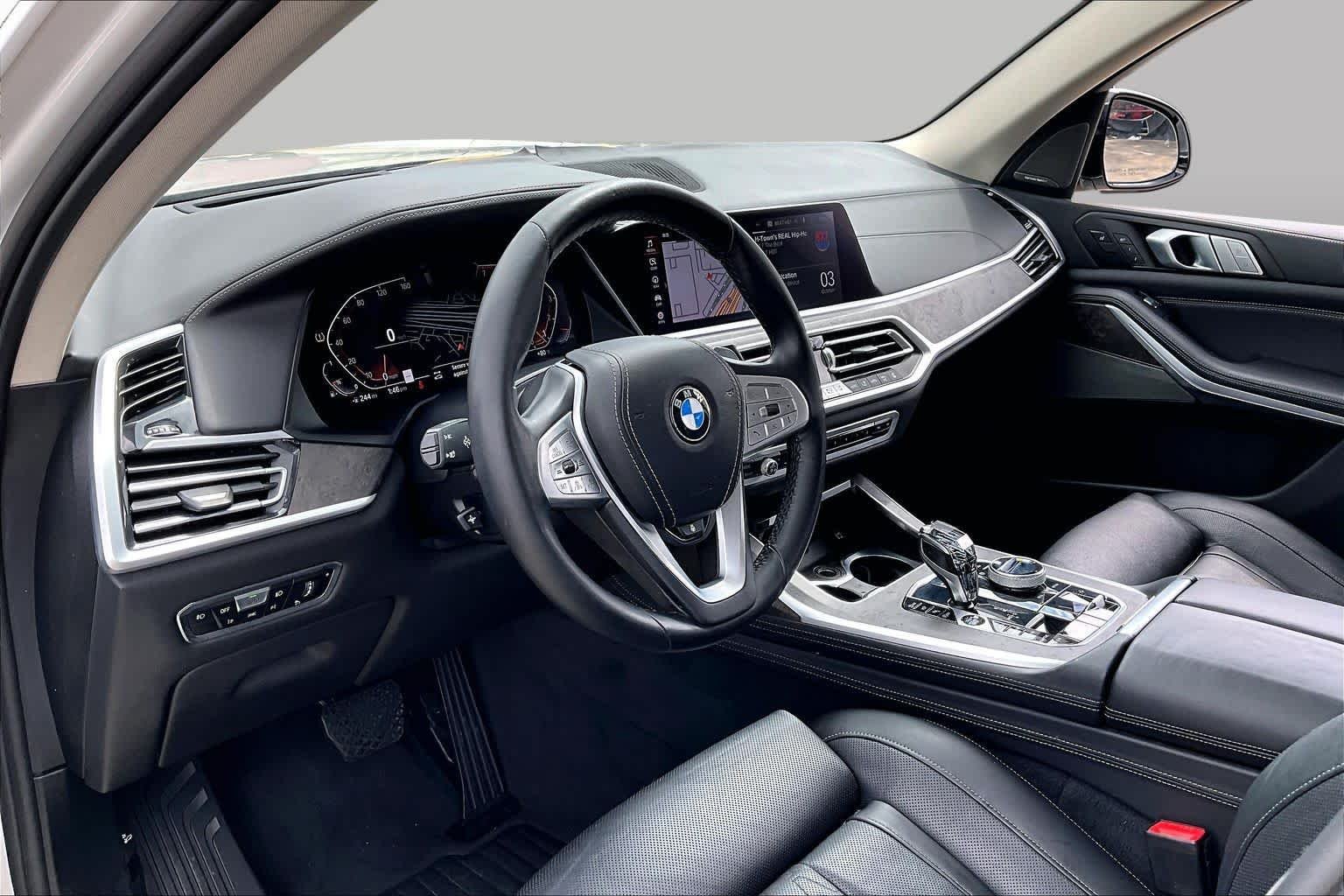 Used 2020 Mineral White Metallic BMW xDrive40i image 18