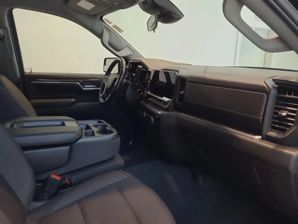 2023 Chevrolet Silverado 1500 RST - Photo 17