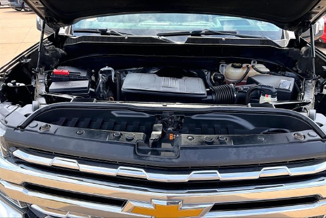 Used 2019 Black Chevrolet LTZ image 9