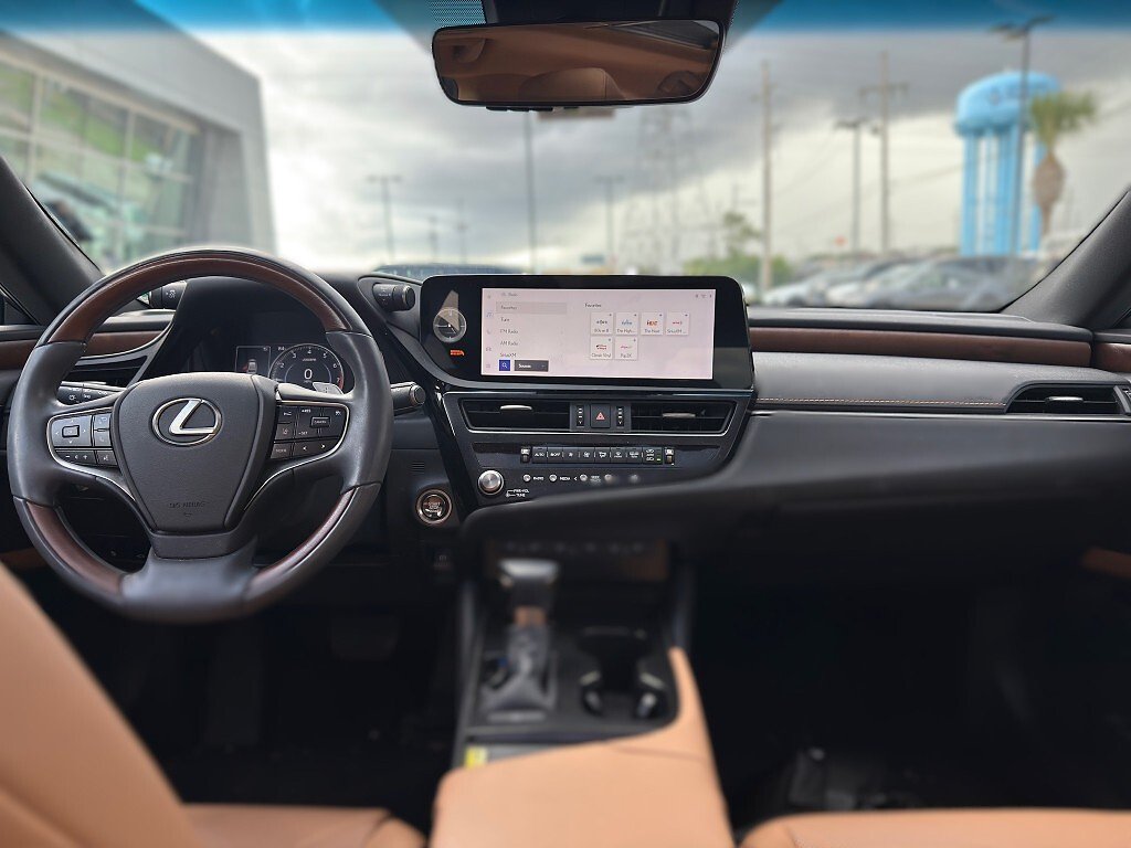 Used 2024 Caviar Lexus Luxury image 13